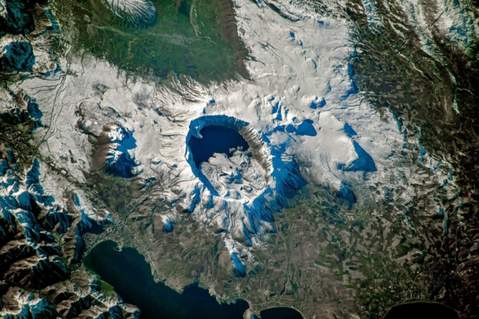 Від стародавнього вулкана до національного парку