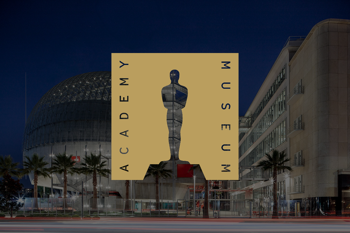 який сяяв на червоній доріжці