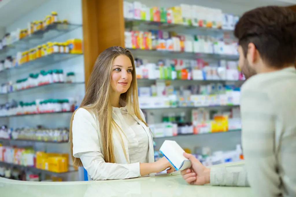 ліки в аптеці